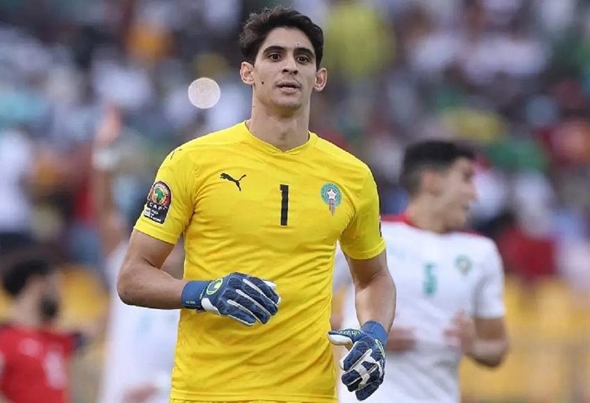 تقارير سعودية: بونو وقع على عقد انضمامه للهلال لثلاثة مواسم