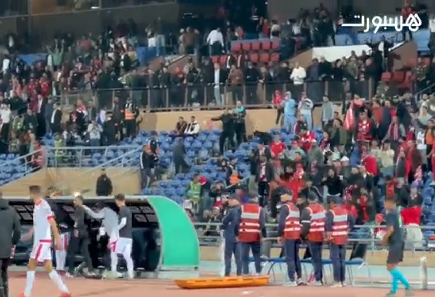 هستيريا وغضب بعد هدف الوداد في شباك سيمبا