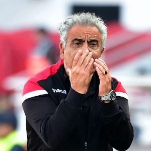 البنزرتي سيقود الوداد في "الديربي"