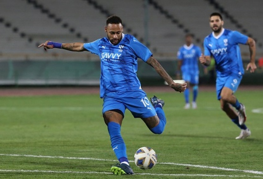 غموض حول موعد عودة نيمار إلى الهلال