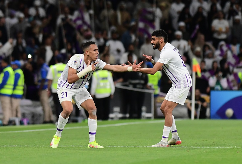 رحيمي يقود العين الإماراتي إلى هزم النصر السعودي في دوري أبطال آسيا