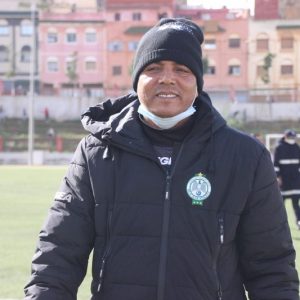 الدغاي: لا خوف على حراسة الرجاء.. وحظوظ "النسور" قائمة للفوز بالدوري