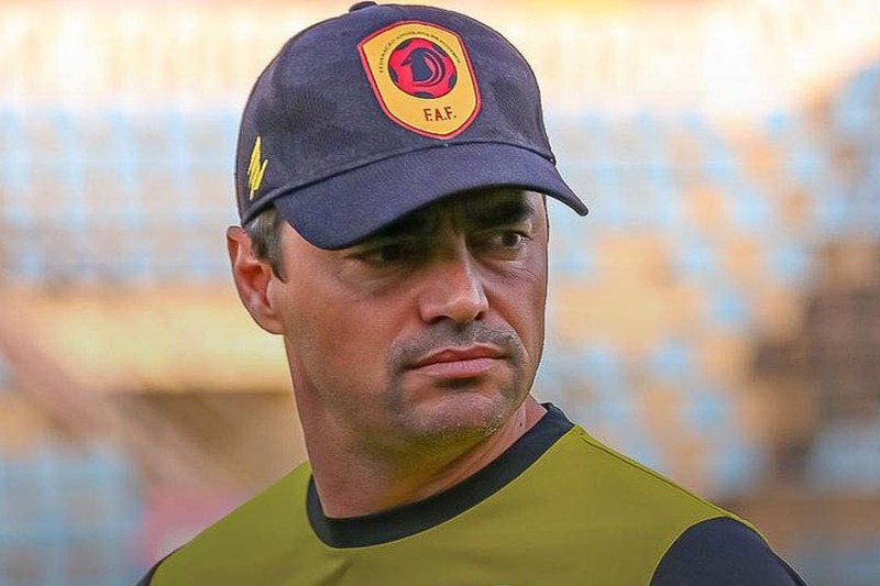 مدرب أنغولا: المنتخب المغربي الأول قاريا
