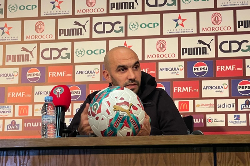الركراكي: رحيمي تعامل باحترافية وهذا سبب غياب حارث عن المنتخب
