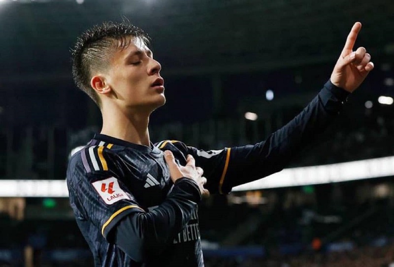 ريال مدريد يهزم سوسيداد بهدف التركي غولر ويقترب من التتويج بالدوري الإسباني