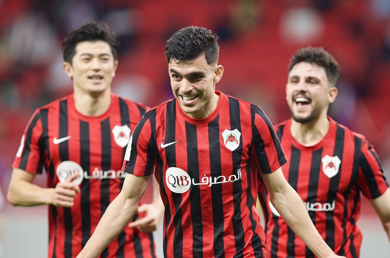 أشرف بن شرقي يقود الريان للفوز على معيذر في الدوري القطري