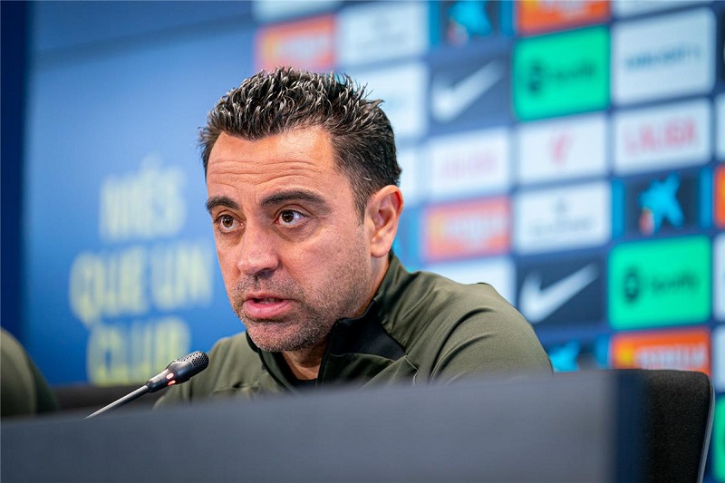 تشافي مدرب برشلونة: نأمل في الحصول على المركز الثاني بـ"الليغا"