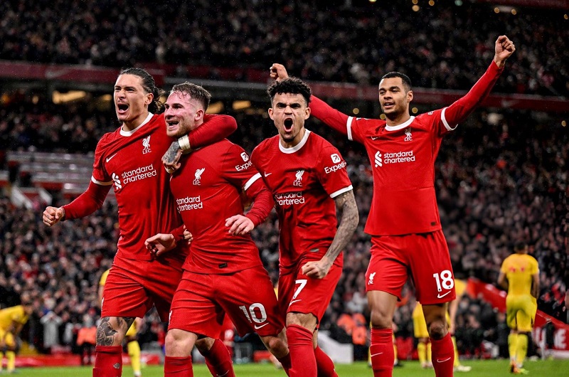 ليفربول يحدد سعر بيع مهاجمه نونيز