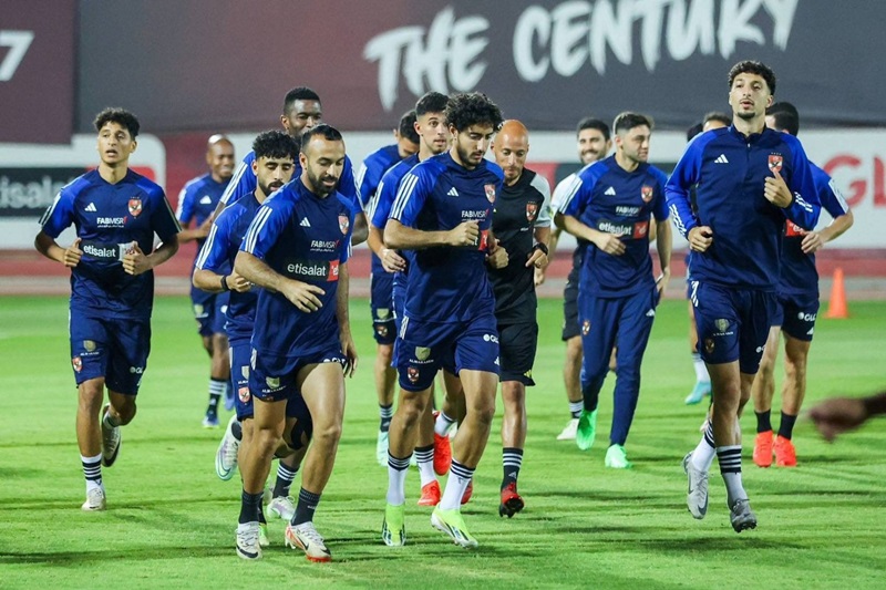 لاعبو الأهلي: مواجهة الترجي صعبة وعامل التاريخ ليس حاسما في نتيجة المباراة