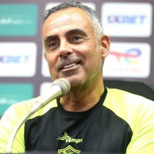 غوميز: الزمالك أكبر قيمة من بركان وحضرنا جيدا للتتويج بكأس الكاف