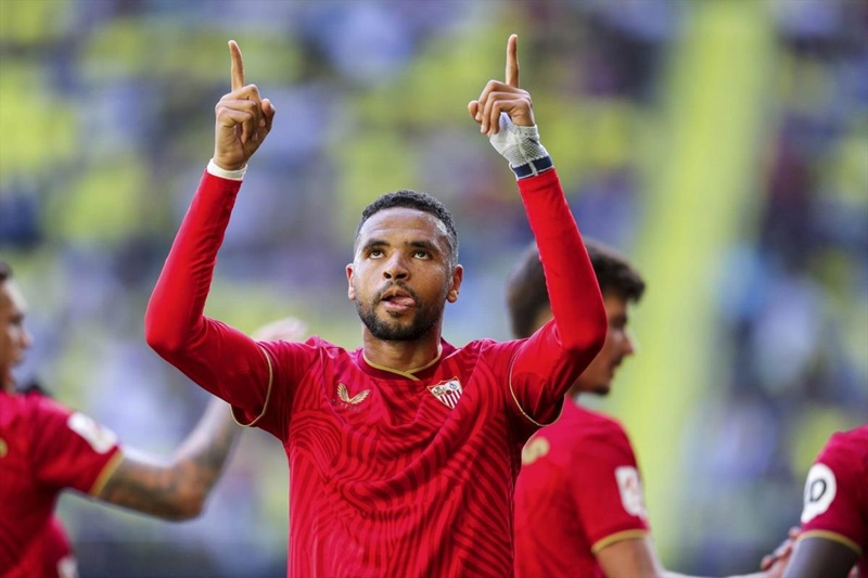 روما يجهز عرضا بقيمة 20 مليون يورو لحسم صفقة النصيري