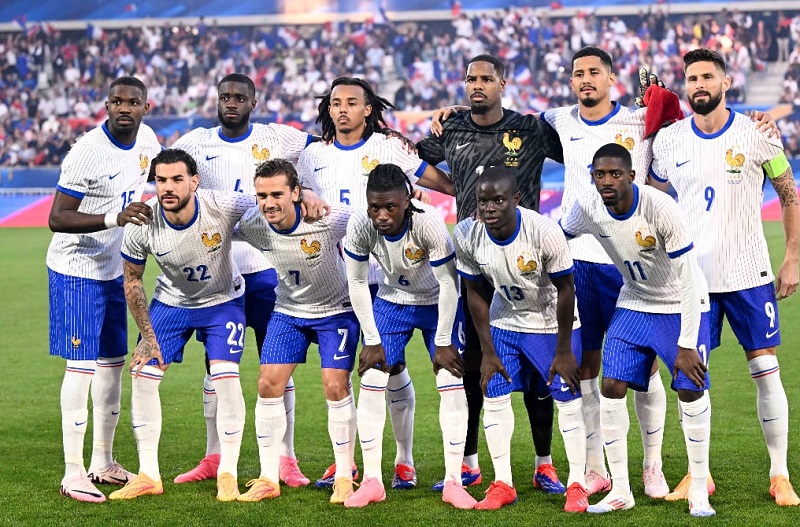 فرنسا تستهل مشوار اليورو ضد النمسا