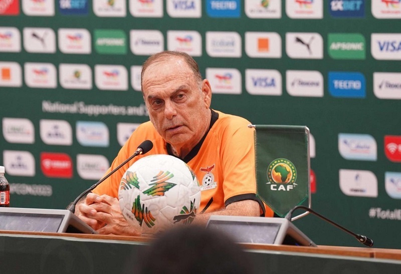 يهم المغرب.. منتخب زامبيا يقيل مدربه غرانت قبل كأس إفريقيا