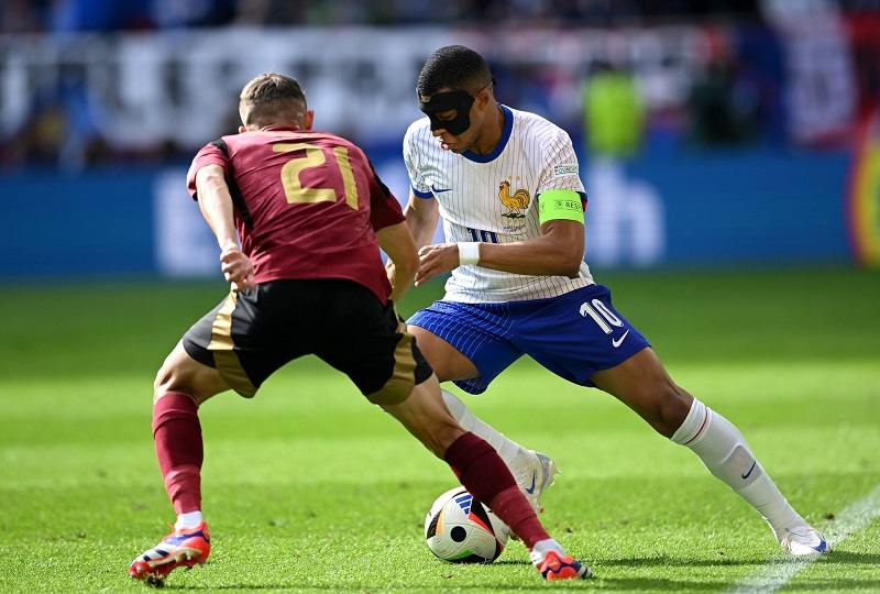 فرنسا تباغت بلجيكا في اللحظات الأخيرة وتتأهل إلى ربع نهائي اليورو