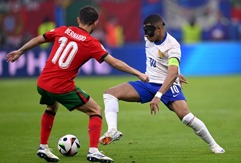 فرنسا تتخطى البرتغال بركلات الترجيح وتبلغ نصف نهائي كأس أمم أوروبا