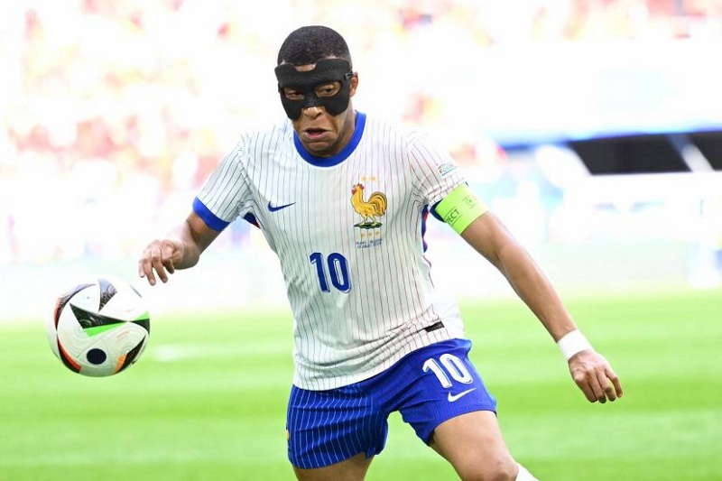 الريال ينتظر نتائج فحوصات كيليان مبابي