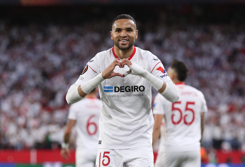 النصيري يودع مكونات إشبيلية الإسباني