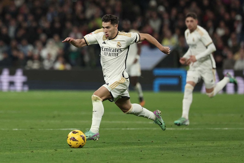دياز: حققت حلمي باللعب لريال مدريد أفضل ناد في العالم