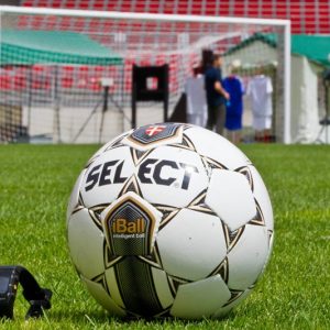 ألمانيا تجرب تقنية الشريحة الذكية في الكرة خلال مباراة كأس السوبر