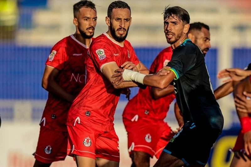 الفتح واتحاد طنجة يتعادلان في البيضاء