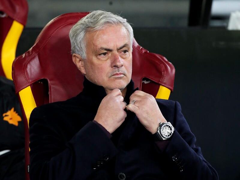مورينيو يثير الجدل في الدوري التركي