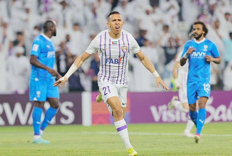 رحيمي "يهدد" الشلهوب ويطارد رقما تاريخيا في مواجهة العين والهلال