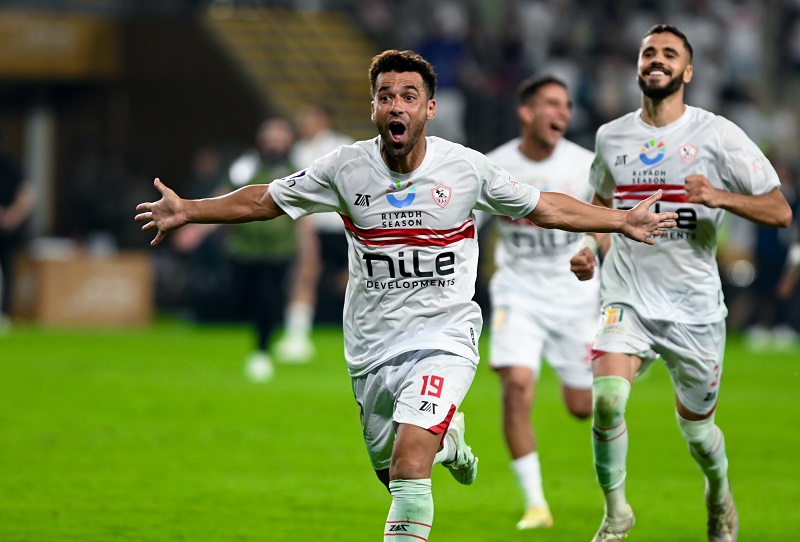 بحضور بنتايك والشيبي.. الزمالك يعبر بيراميدز ويبلغ نهائي "السوبر"