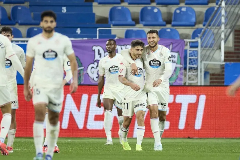 أملاح وتوهامي يهزان الشباك ويقودا بلد الوليد لهزم ألافيس في "الليغا"