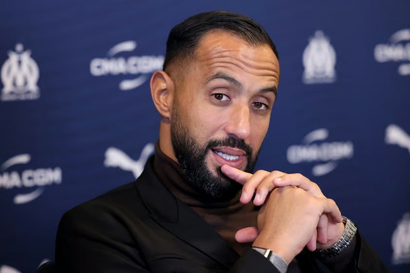 رئيس مارسيليا يشيد ببنعطية ويثني على دوره في الهيكلة الجديدة للنادي 