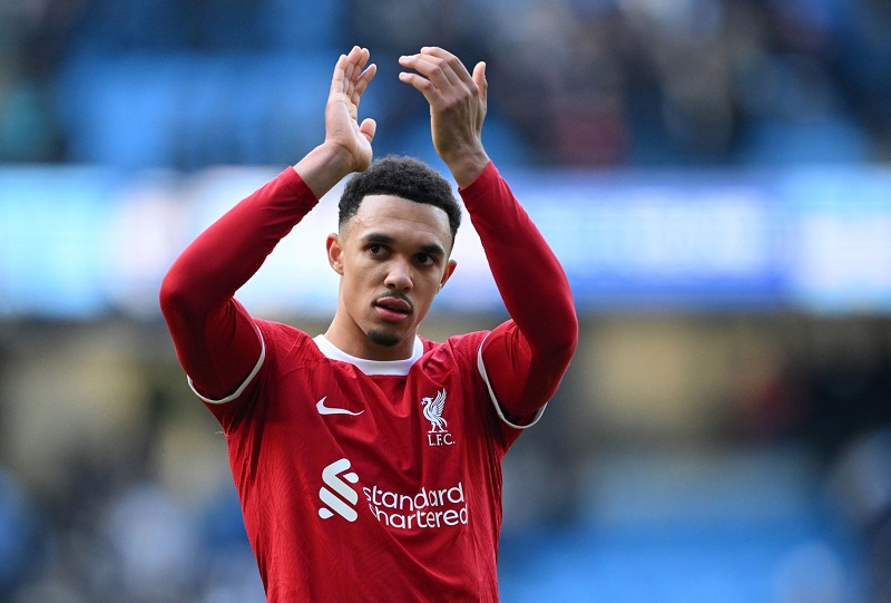 تقارير: ليفربول يرفض عرضا من ريال مدريد لضم ألكسندر أرنولد