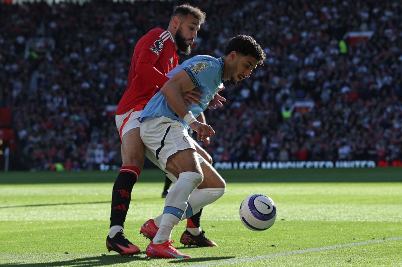 مانشستر سيتي يتعادل سلبيا مع جاره مانشستر يونايتد بالدوري الإنجليزي