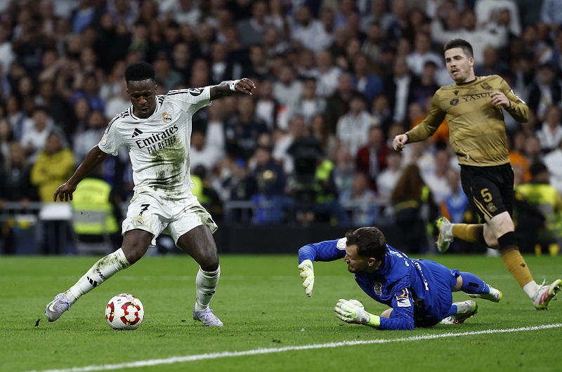 ريال مدريد يتعادل مع سوسيداد بسيناريو جنوني ويبلغ نهائي كأس ملك إسبانيا