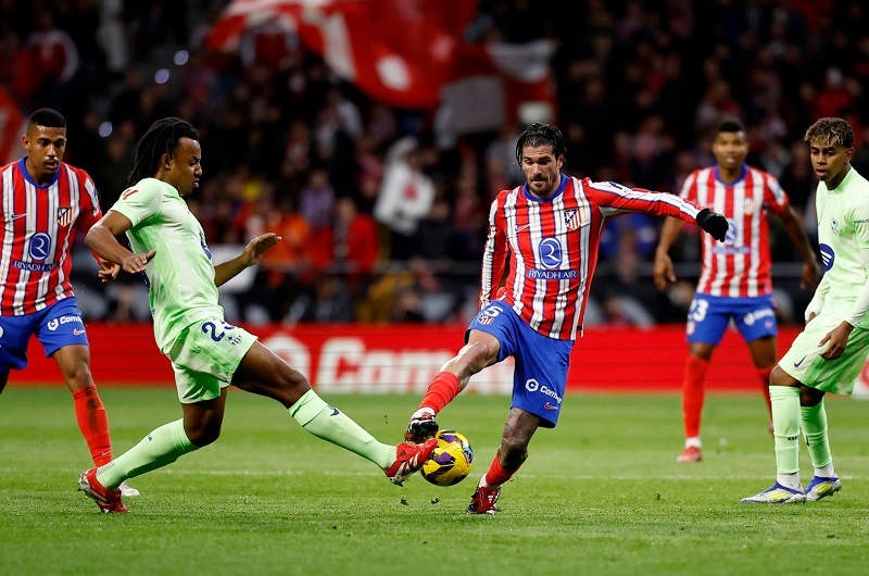 غائب وحيد عن أتلتيكو أمام برشلونة