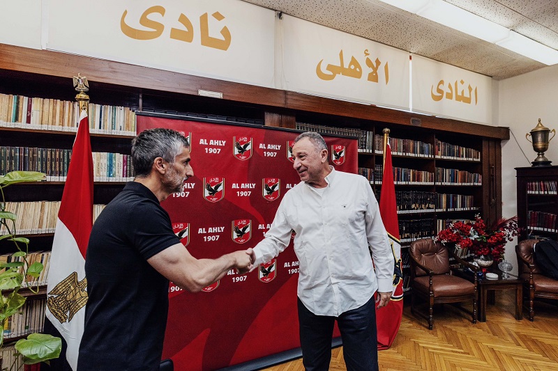 الإسباني ريبيرو مدربا جديدا للأهلي