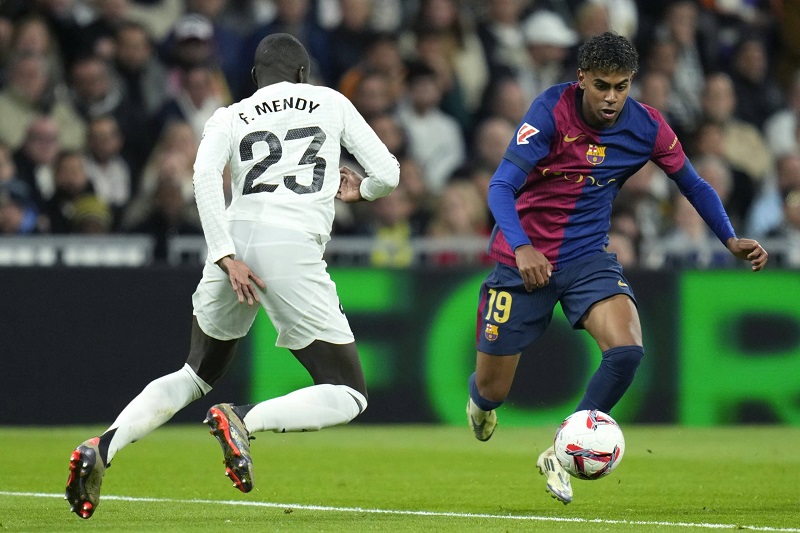 يامال: اللعب مع ريال مدريد "مستحيل"