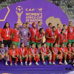 الملك محمد السادس يستقبل لقجع وإنفانتينو والمنتخب المغربي للسيدات