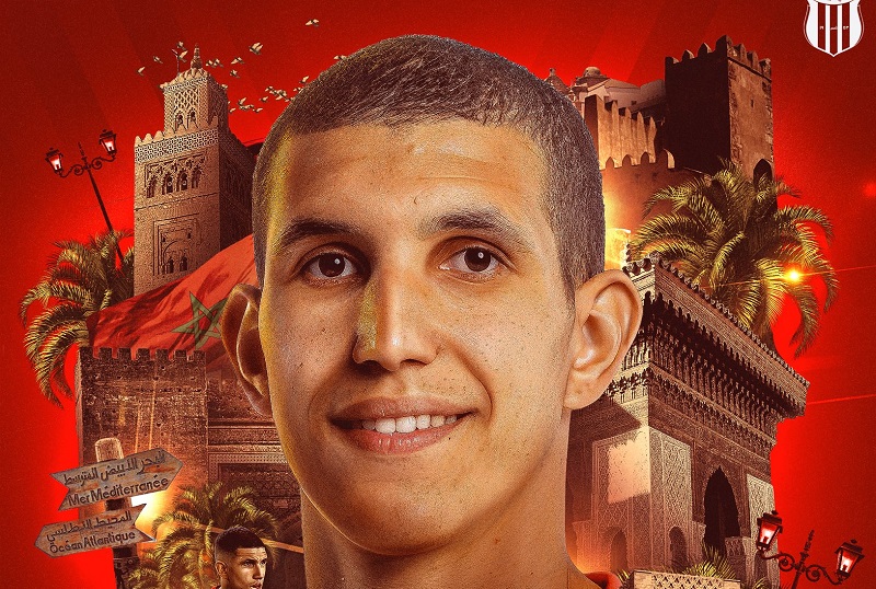 الرياض السعودي يضم المغربي خطير