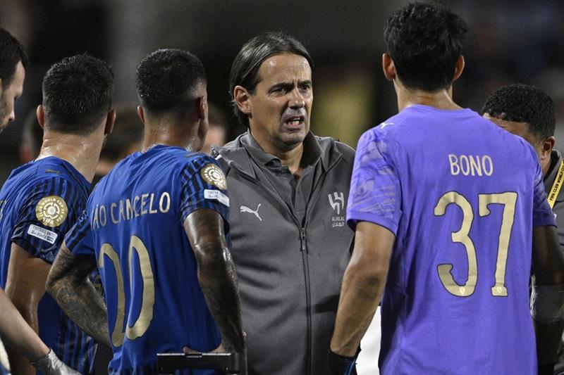 إنزاغي مدرب الهلال ينفي تأثر مستوى لاعبيه بقرب انتهاء عقودهم