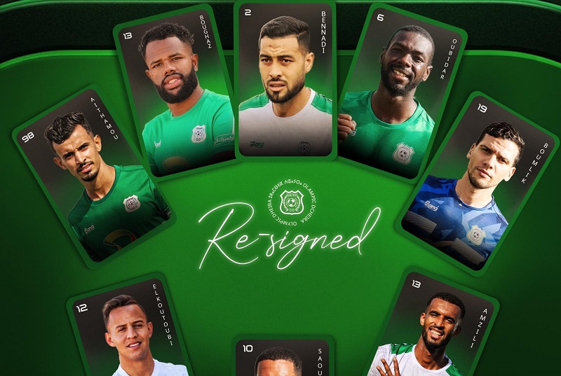 الدشيرة يمدد عقود ثمانية لاعبين