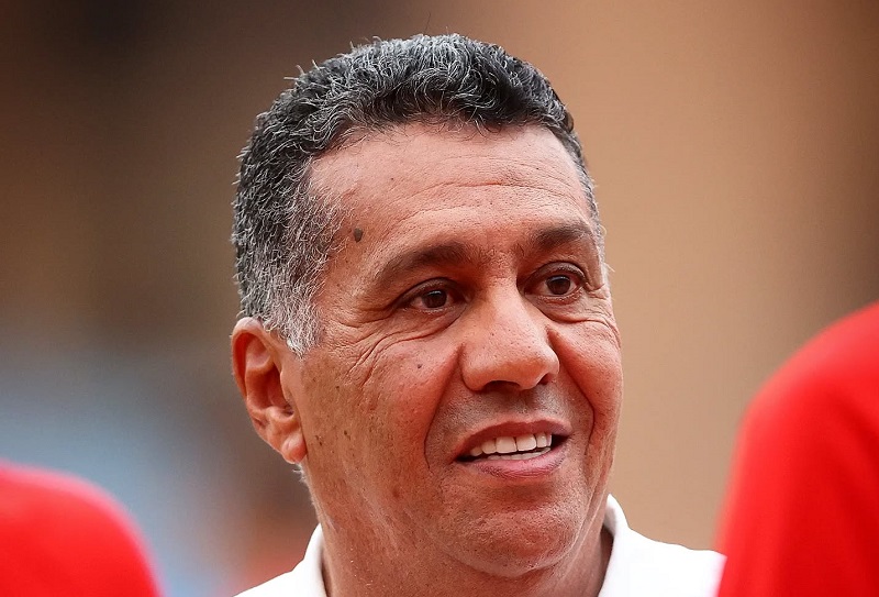 الطاوسي يضع مسؤولي الكوكب في مأزق.. مستحقاتي قبل فسخ العقد