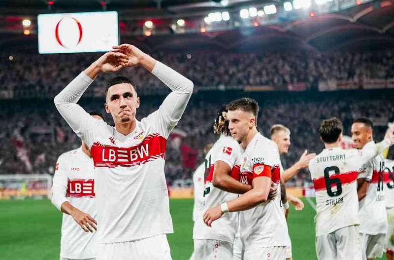 الخنوس يسهم في فوز شتوتغارت على سانت باولي في الدوري الألماني