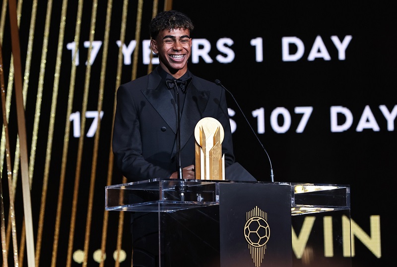 يامال أفضل لاعب شاب في 2025
