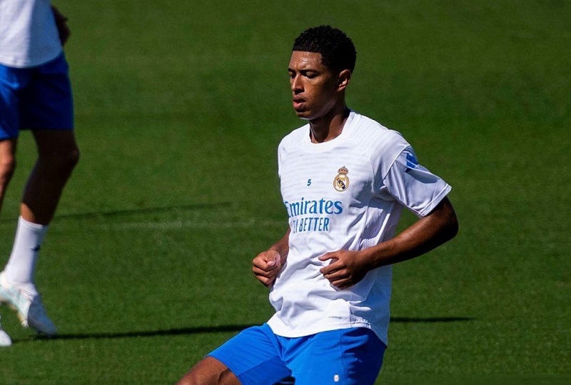 بيلينغهام يعود لقائمة ريال مدريد في مواجهة مارسيليا بدوري أبطال أوروبا