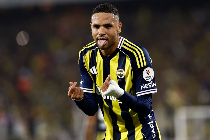 النصيري يواصل التألق ويسجل في تعادل فنربخشة مع ألانيا سبور