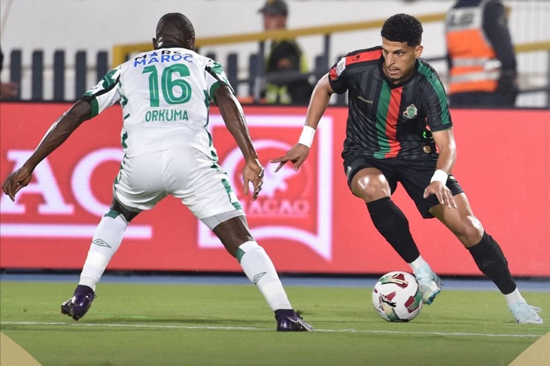 بلا غالب ولا مغلوب.. "كلاسيكو" الرجاء والجيش الملكي ينتهي بالتعادل السلبي