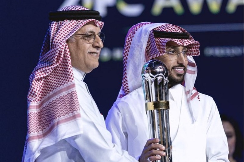 سالم الدوسري أفضل لاعب في آسيا