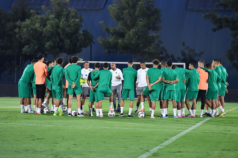 ّ"الأسود" يتدربون أمام وسائل الإعلام