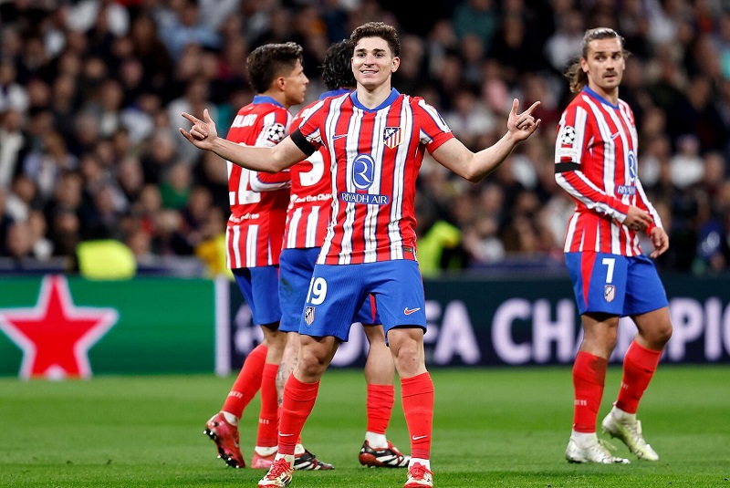 ألفاريز: أتلتيكو مدريد قادر على منافسة أي فريق في دوري أبطال أوروبا