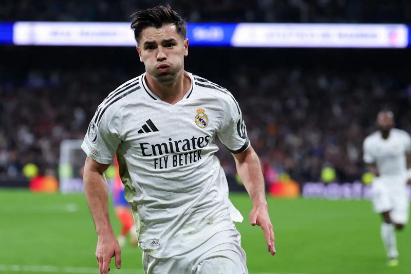 صحيفة "أس": دياز يطالب بمكانته داخل ريال مدريد بأرقامه المقنعة 