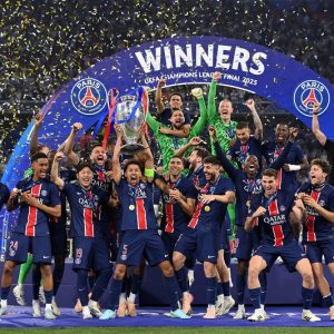 باريس سان جيرمان يجني 400 مليون يورو في سوق الانتقالات الصيفية